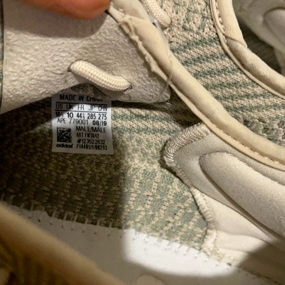 ? Authentic Yeezy Boost 350 V2 Citrin Sz 10 1/2 main image 7